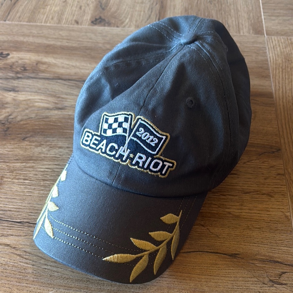 NWOT Beach Riot Charcoal Cap with Gold Leaf Design